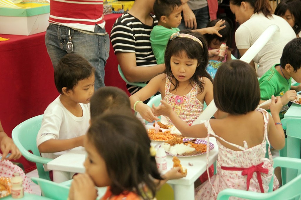 Logicbase Interactive Outreach Program 2016, Sharing Happiness and Joy to Kids during Sir Bryan’s Birthday
